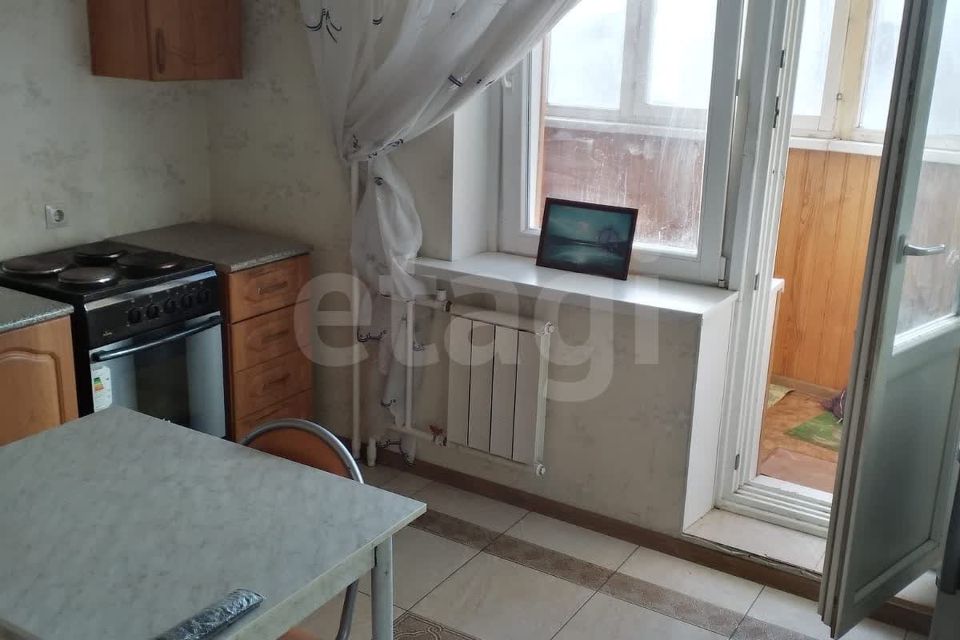 Продаётся 1-комнатная квартира, 43 м²