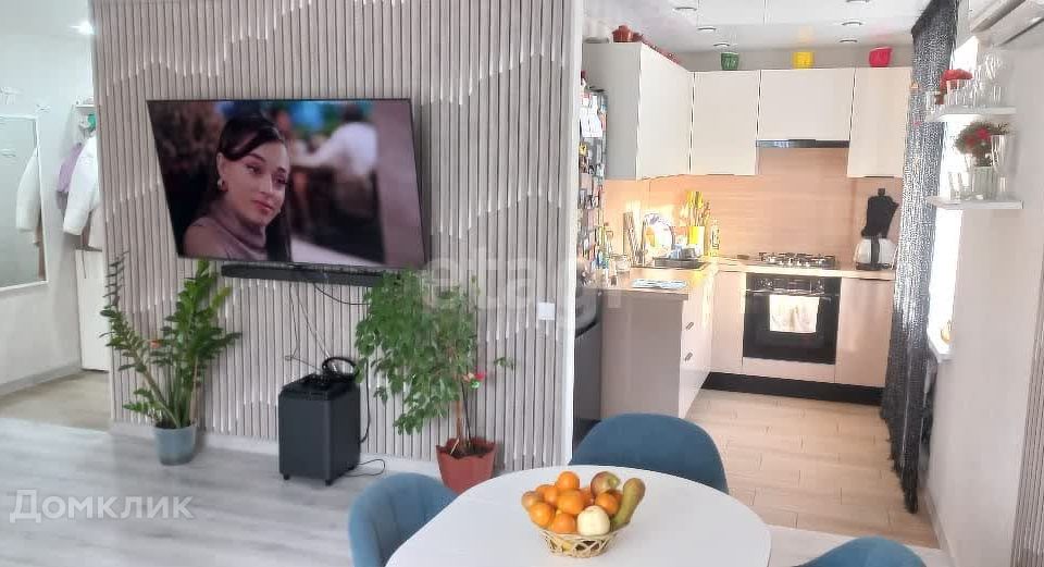 Продаётся 4-комнатная квартира, 76.5 м²