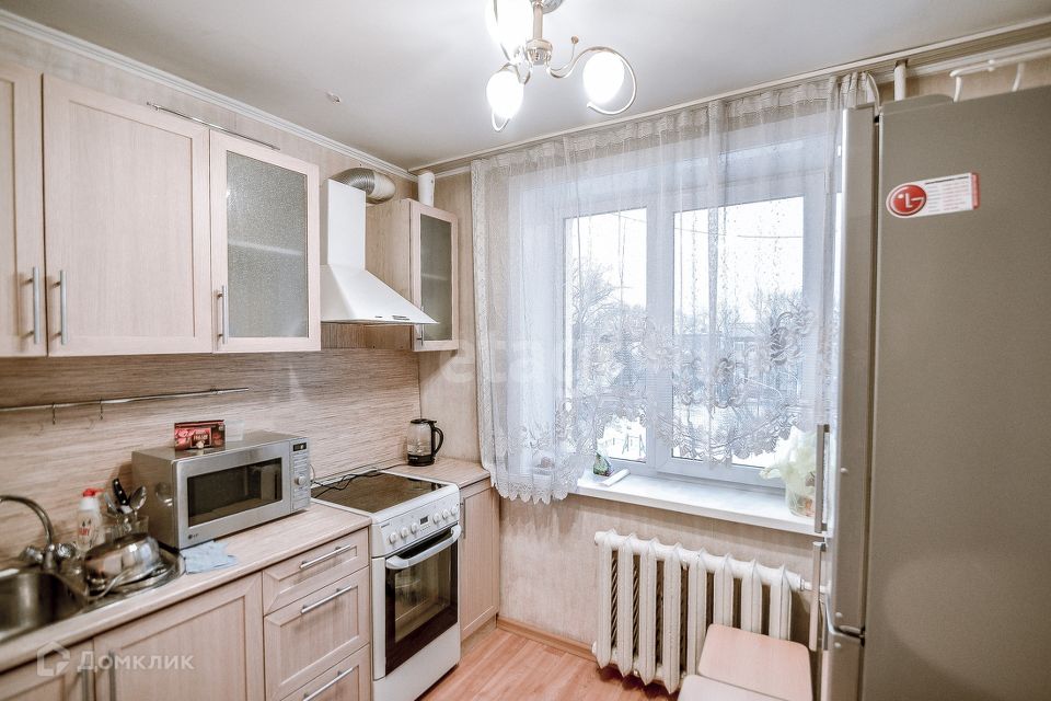 Продаётся 3-комнатная квартира, 56.3 м²