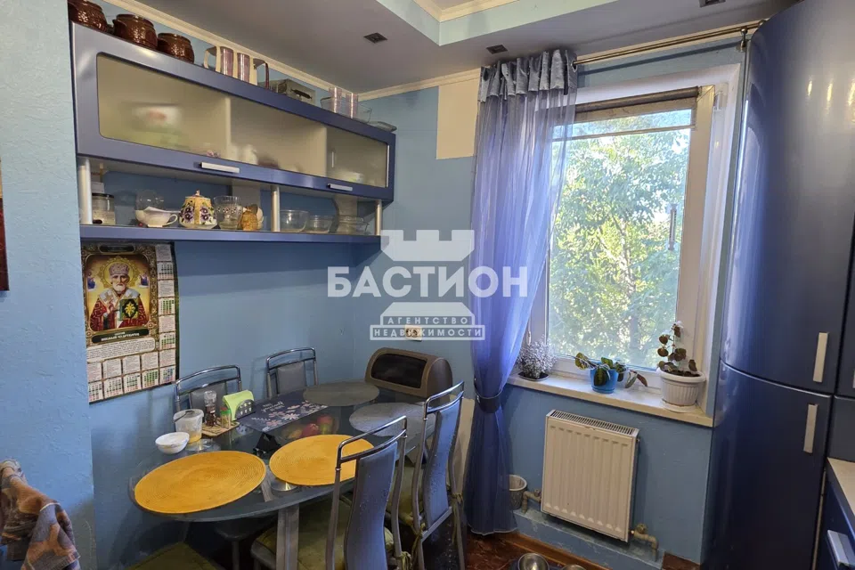 Продаётся 3-комнатная квартира, 74.8 м²