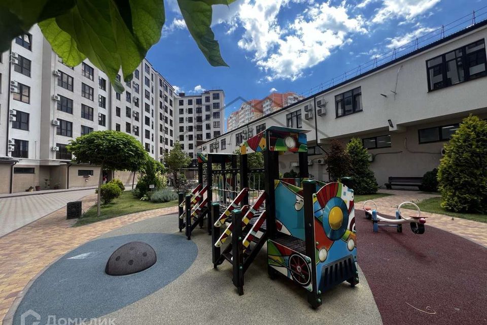 Продаётся 2-комнатная квартира, 57.3 м²
