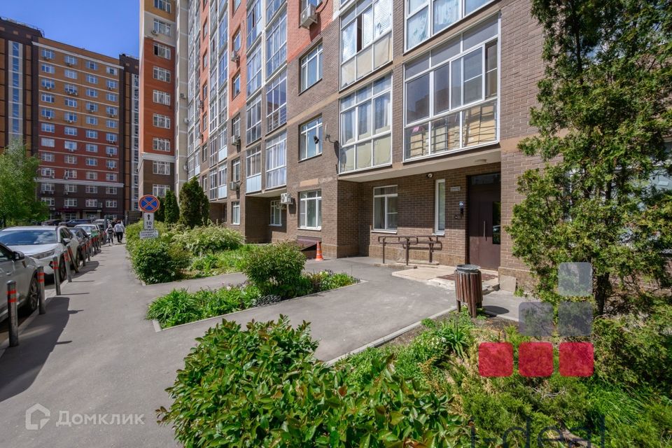 Продаётся 1-комнатная квартира, 48 м²