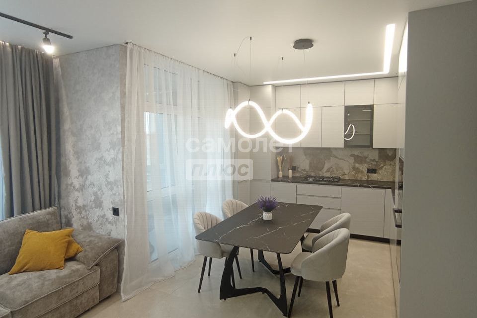 Продаётся 2-комнатная квартира, 76.5 м²