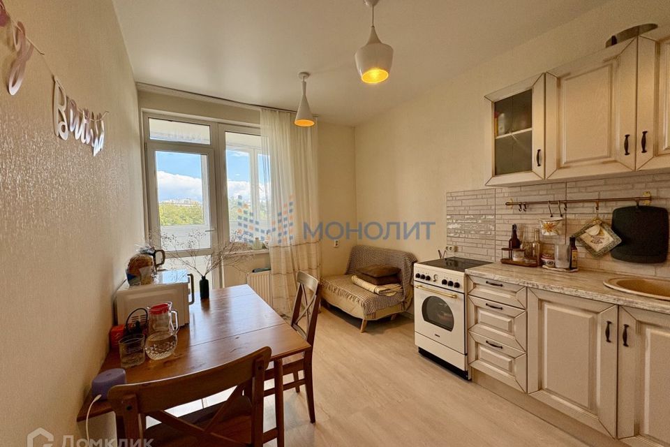 Продаётся 1-комнатная квартира, 47.4 м²