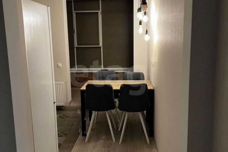 Продаётся 1-комнатная квартира, 36.5 м²