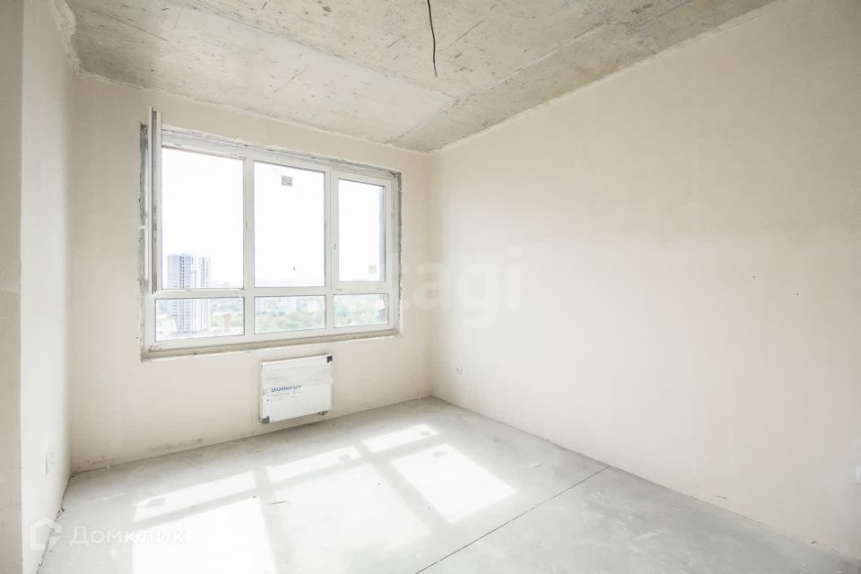 Продаётся 1-комнатная квартира, 37.3 м²
