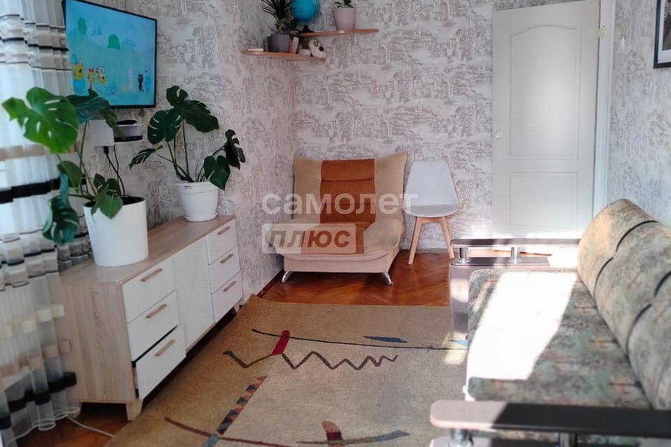 Продаётся 3-комнатная квартира, 60 м²