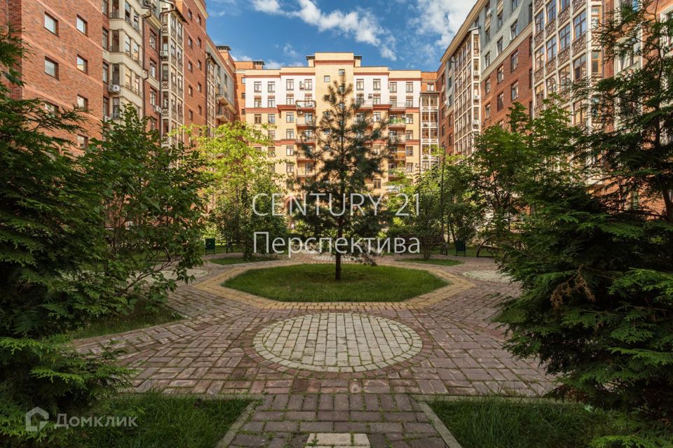 Продаётся 3-комнатная квартира, 97 м²