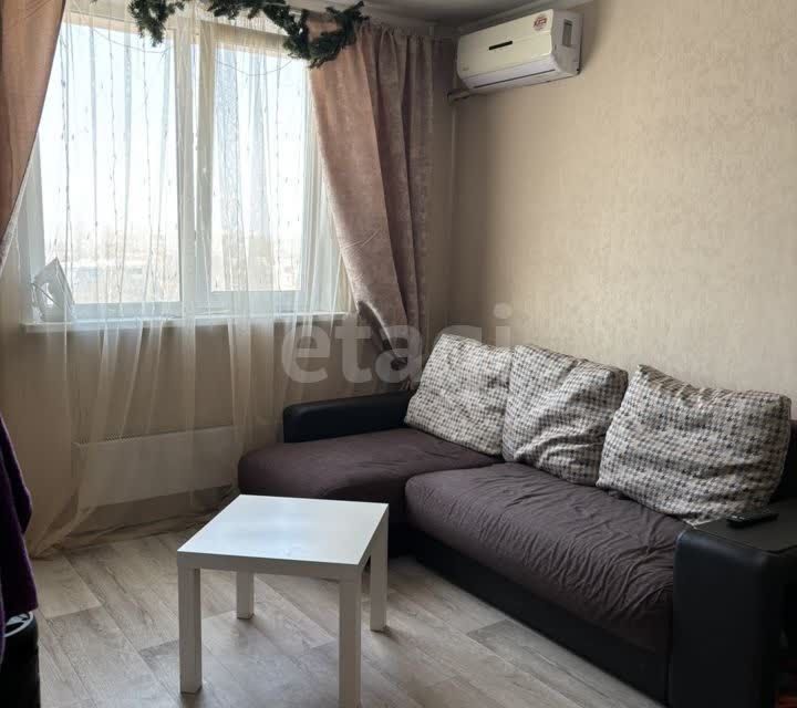 Продаётся 1-комнатная квартира, 32 м²
