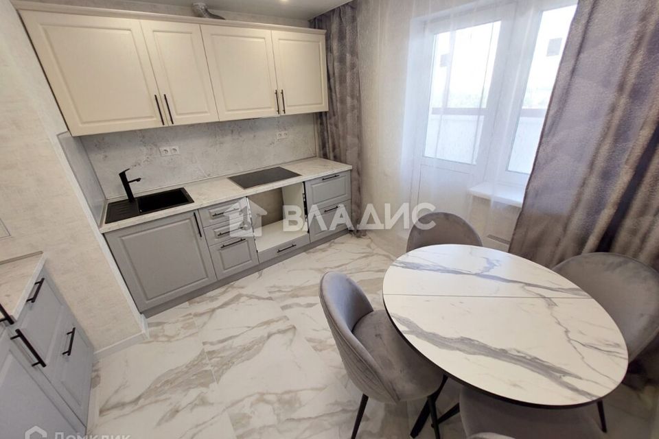 Продаётся 1-комнатная квартира, 38.4 м²