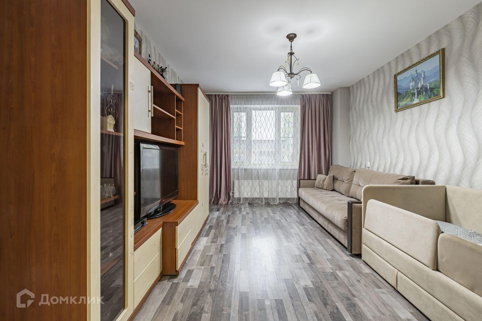 Продаётся 1-комнатная квартира, 40.4 м²