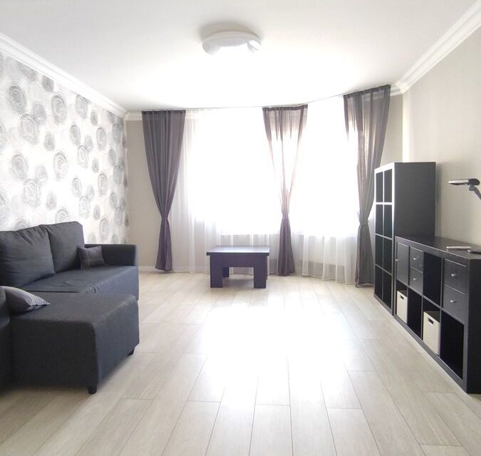 Сдаётся 2-комнатная квартира, 56 м²