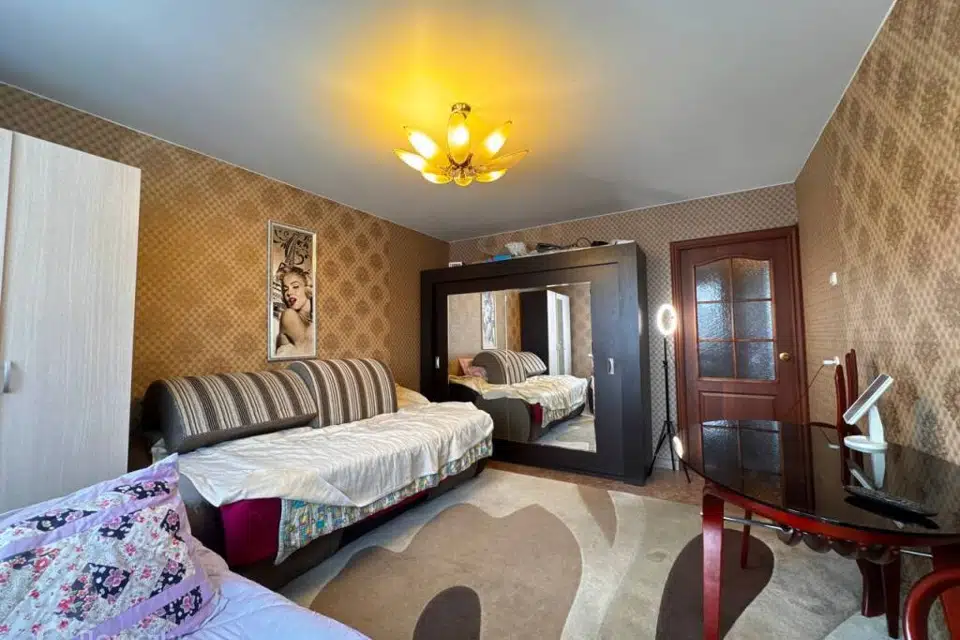 Продаётся 2-комнатная квартира, 42.1 м²
