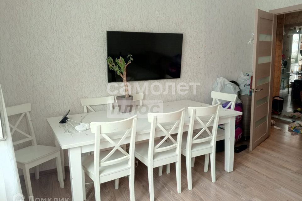 Продаётся 2-комнатная квартира, 57.76 м²