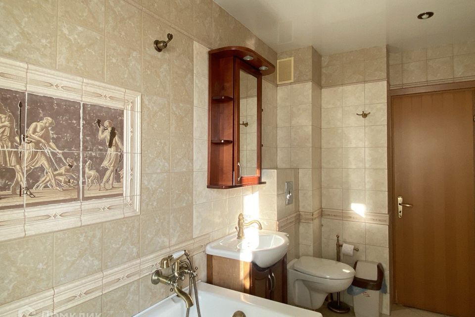 Продаётся 3-комнатная квартира, 89.2 м²