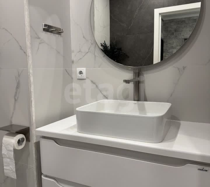 Продаётся 2-комнатная квартира, 65.4 м²
