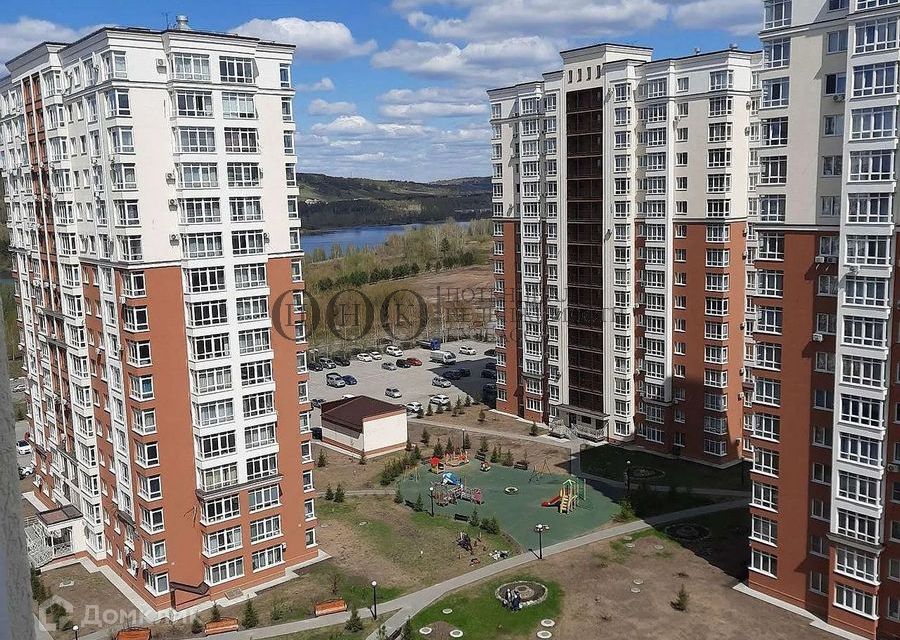 Продаётся 2-комнатная квартира, 62 м²