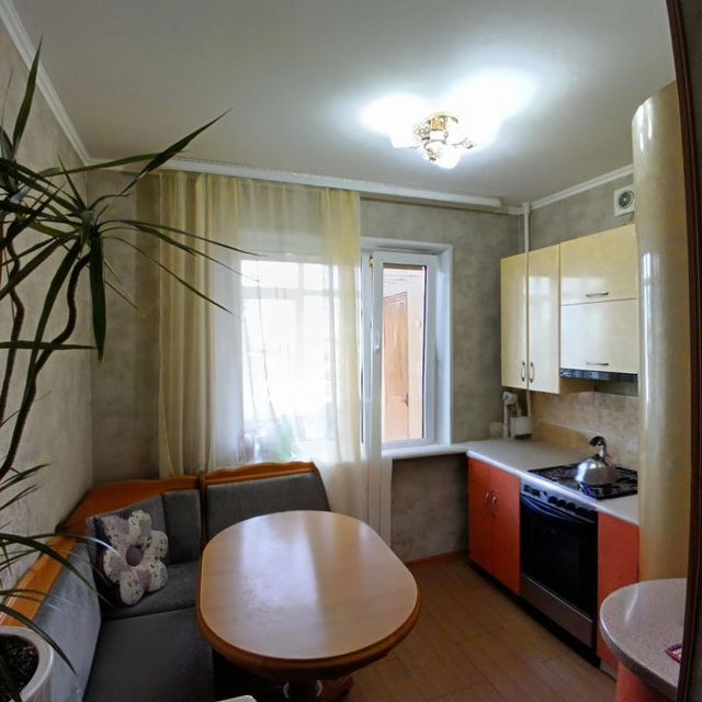 Продаётся 4-комнатная квартира, 85.1 м²