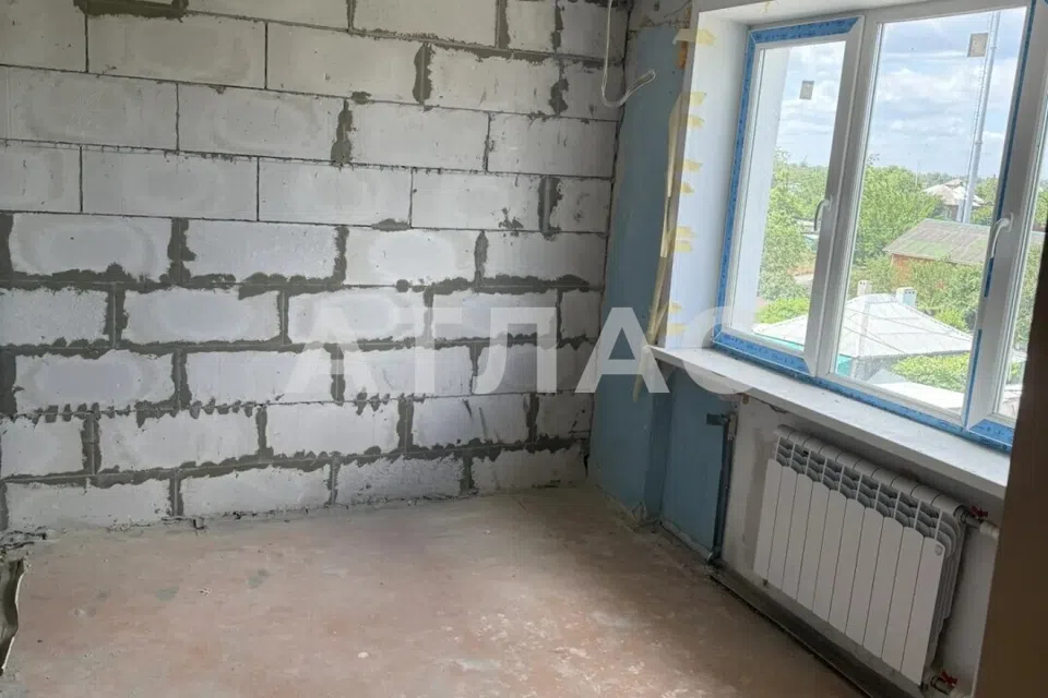 Продаётся 3-комнатная квартира, 50.51 м²