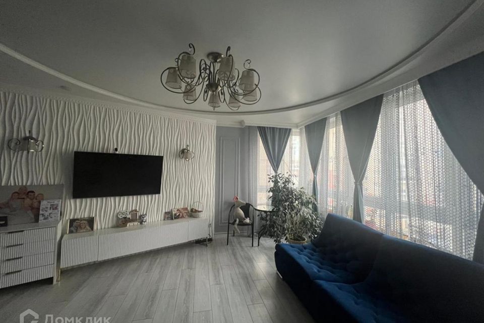 Продаётся 3-комнатная квартира, 92.4 м²