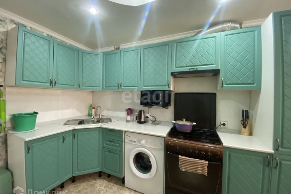 Продаётся 4-комнатная квартира, 76.6 м²