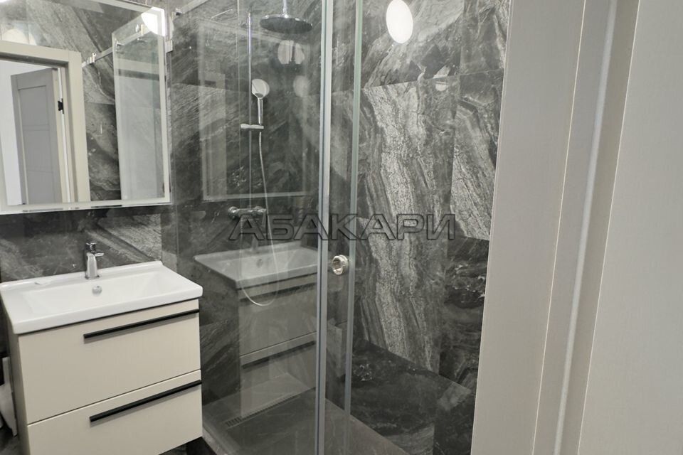 Сдаётся 2-комнатная квартира, 63 м²