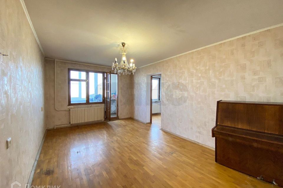 Продаётся 4-комнатная квартира, 76.8 м²