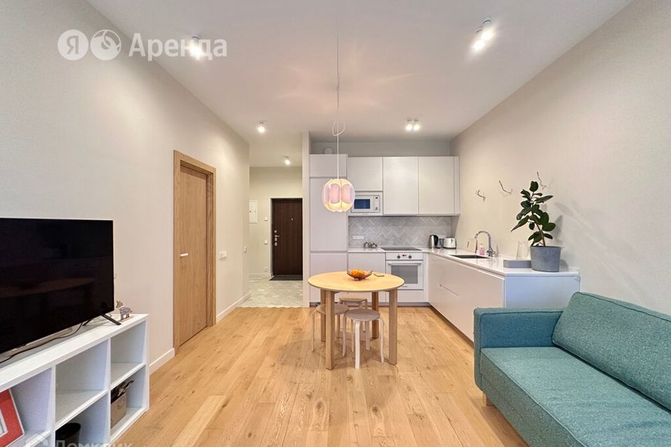 Сдаётся 1-комнатная квартира, 51 м²