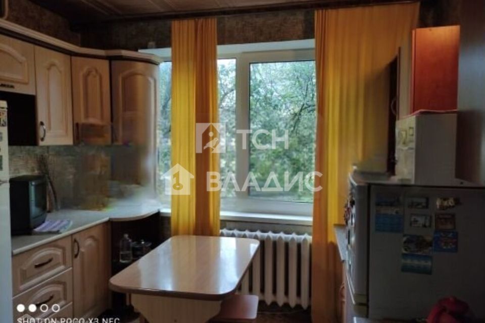 Продаётся комната в 3-комн. квартире, 16.1 м²