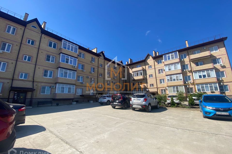 Продаётся 2-комнатная квартира, 63.8 м²