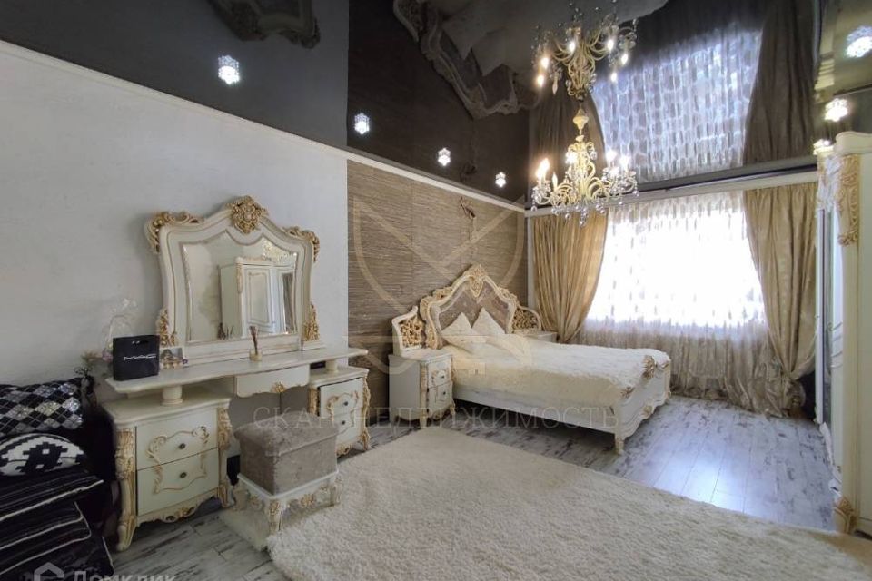 Продаётся 2-комнатная квартира, 70.6 м²