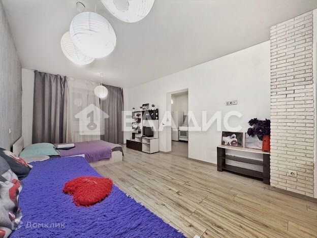 Продаётся 1-комнатная квартира, 37.3 м²