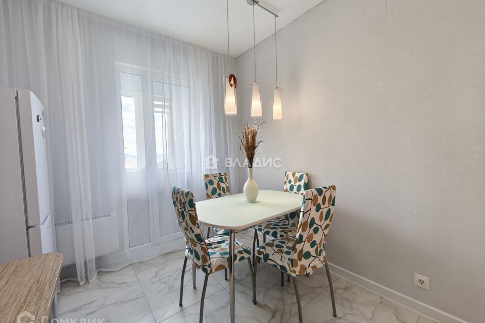 Продаётся 1-комнатная квартира, 37.6 м²