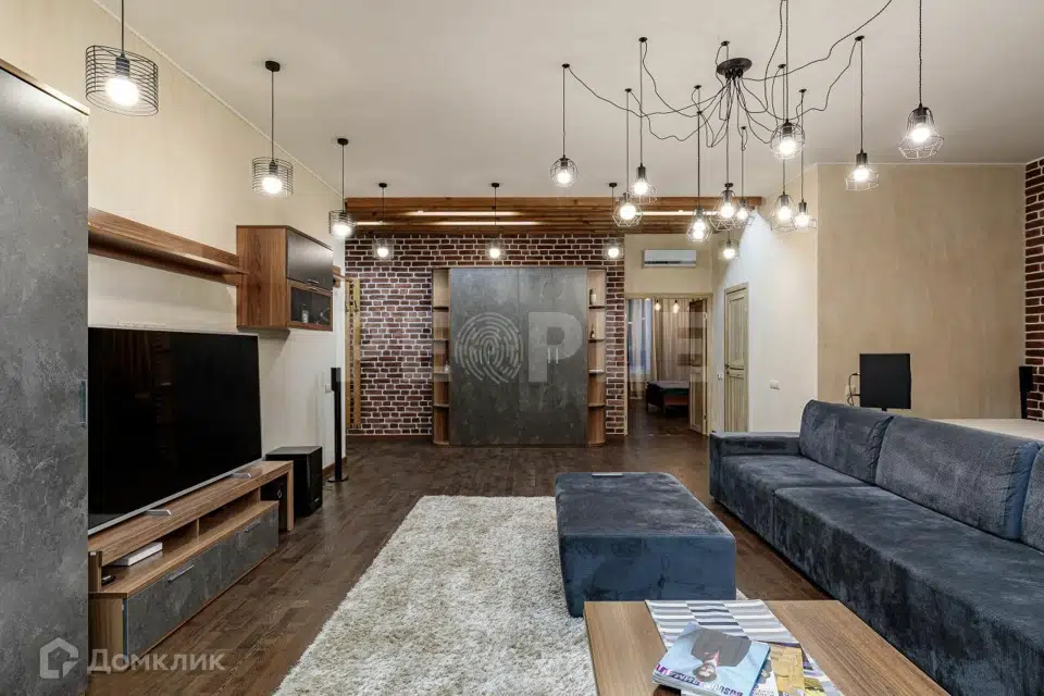 Продаётся 2-комнатная квартира, 98.3 м²