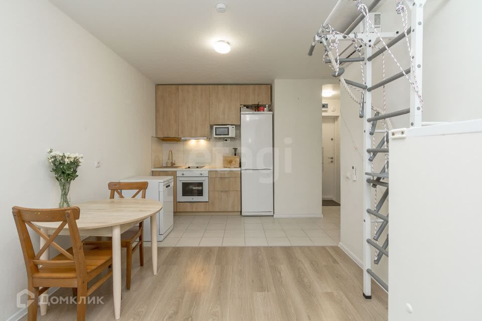 Продаётся 1-комнатная квартира, 38.8 м²