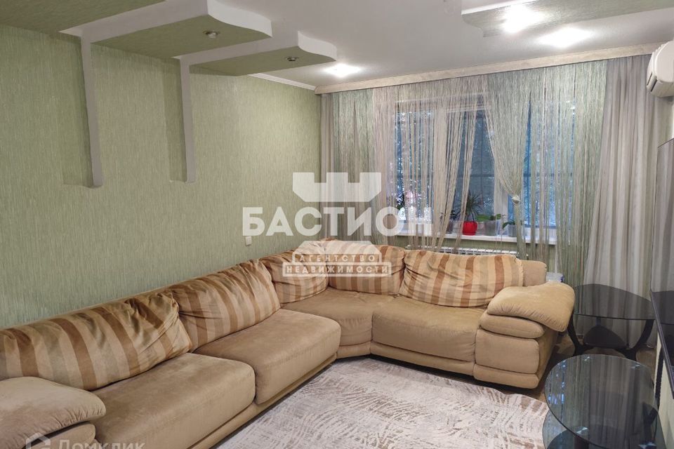 Продаётся 3-комнатная квартира, 69.5 м²