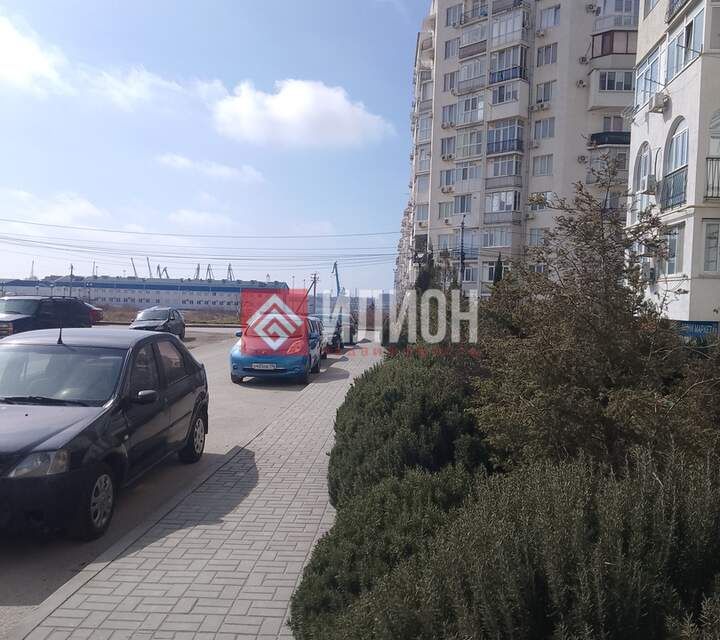 Продаётся 1-комнатная квартира, 47.9 м²