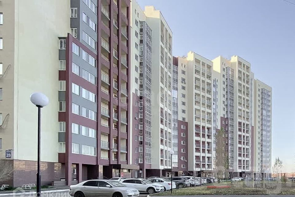Продаётся 1-комнатная квартира, 53.2 м²