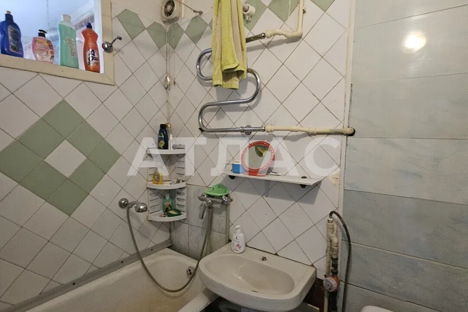 Продаётся 1-комнатная квартира, 33 м²