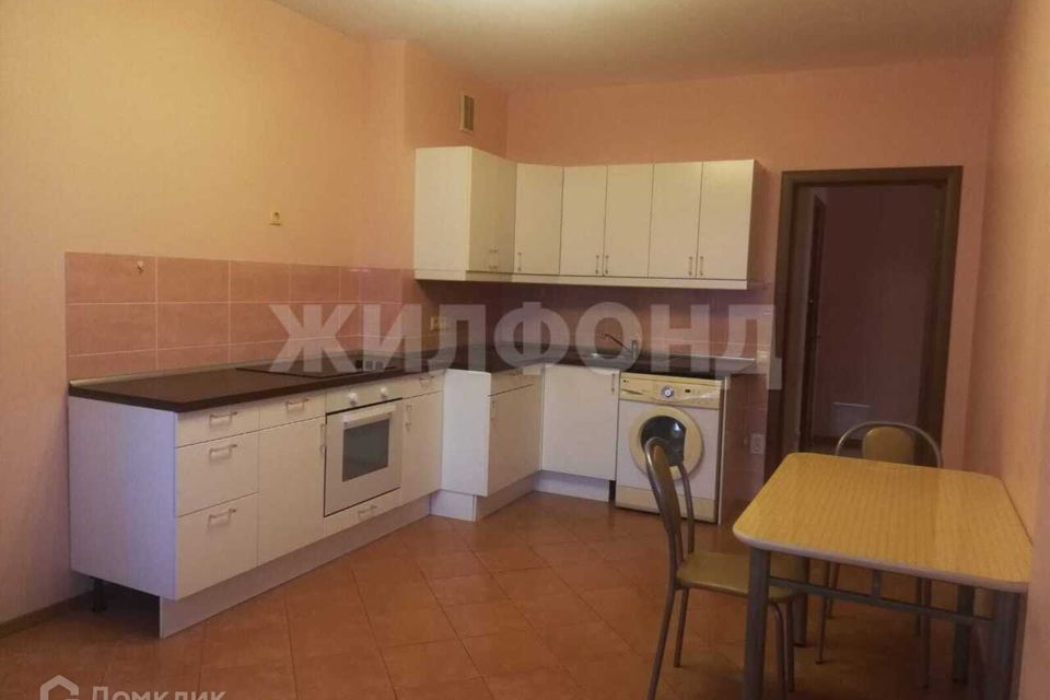 Сдаётся 1-комнатная квартира, 42 м²