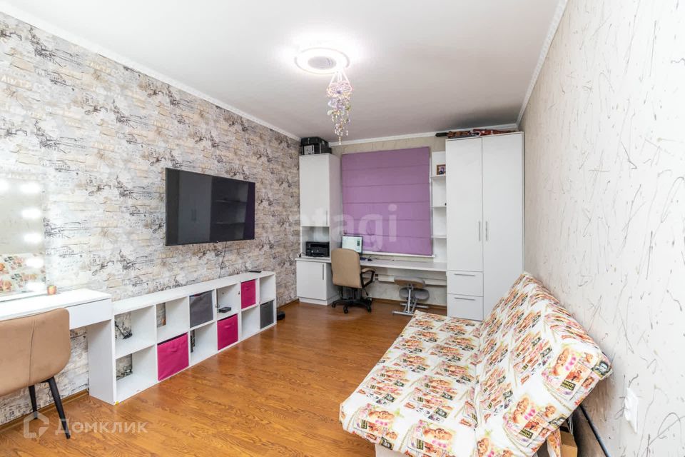Продаётся 2-комнатная квартира, 60.3 м²