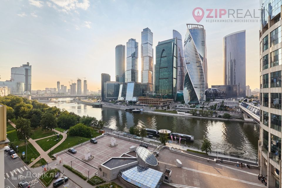 Продаётся 2-комнатная квартира, 61.5 м²