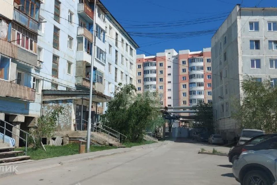 Продаётся 4-комнатная квартира, 65.2 м²
