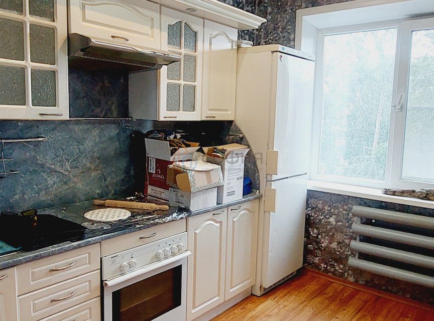 Продаётся 3-комнатная квартира, 62.3 м²