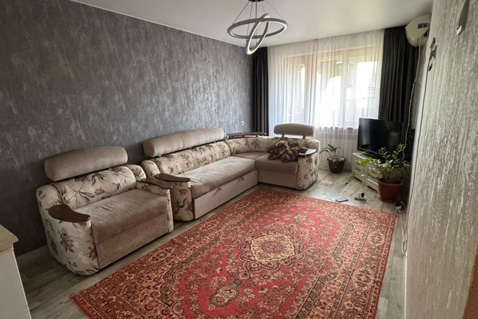 Продаётся 3-комнатная квартира, 62.7 м²