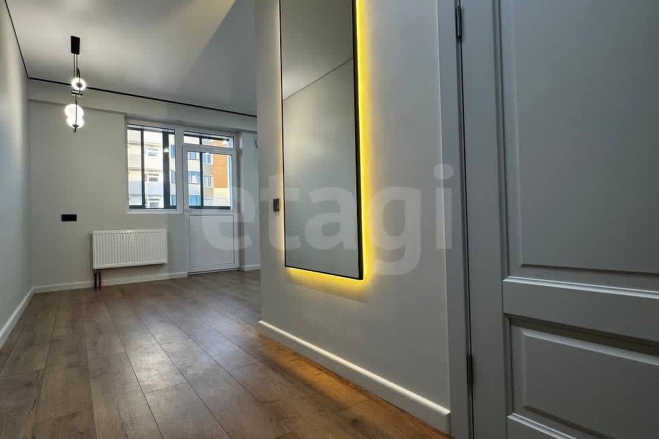Продаётся 1-комнатная квартира, 42.7 м²