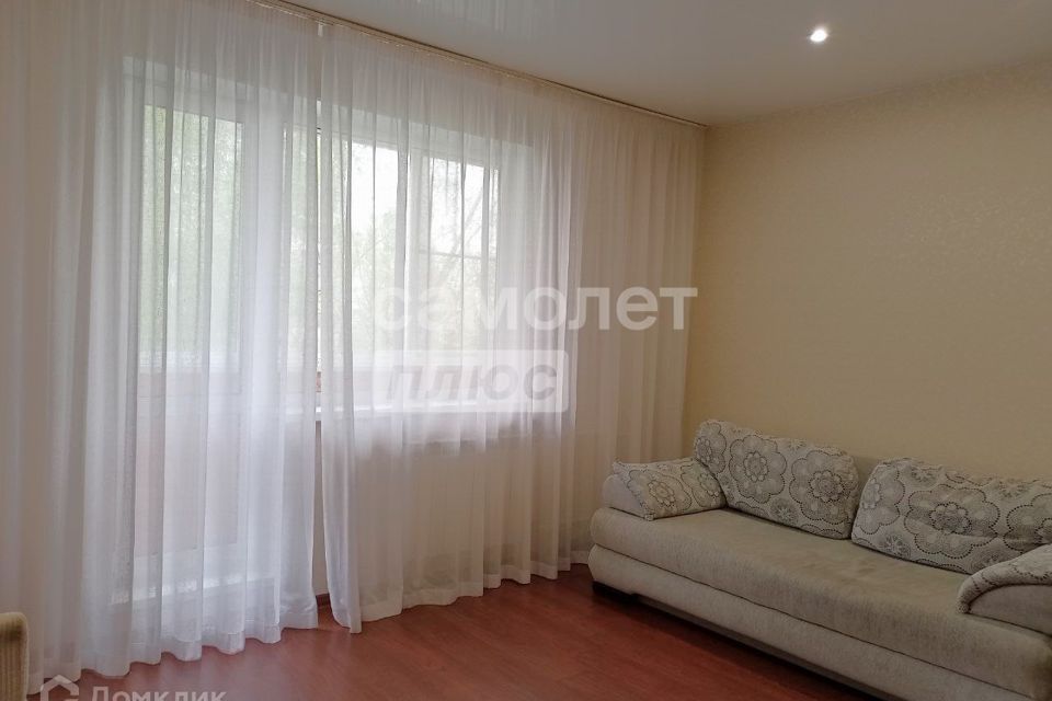 Продаётся 2-комнатная квартира, 49.2 м²