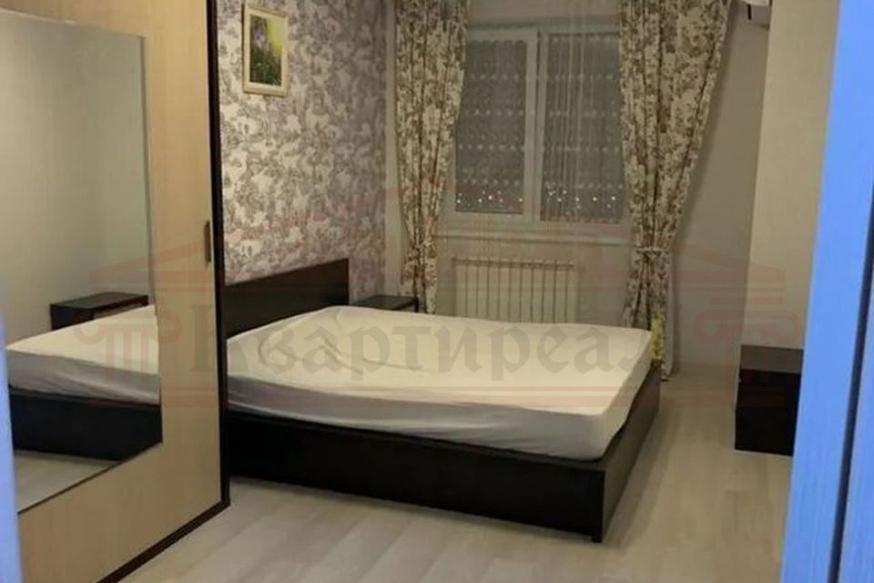 Сдаётся 2-комнатная квартира, 74 м²