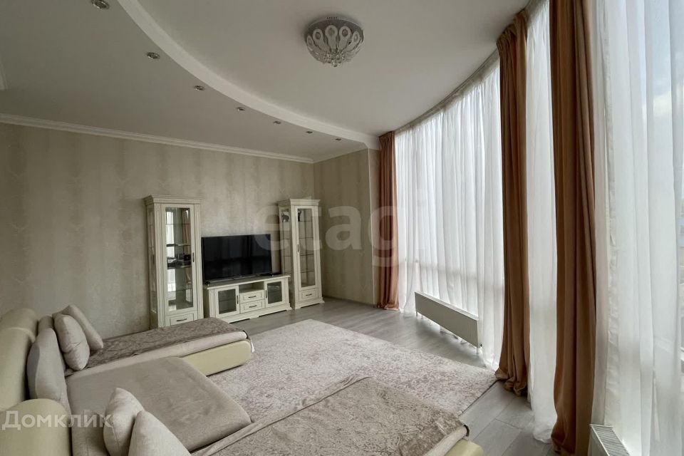 Сдаётся 3-комнатная квартира, 113.3 м²