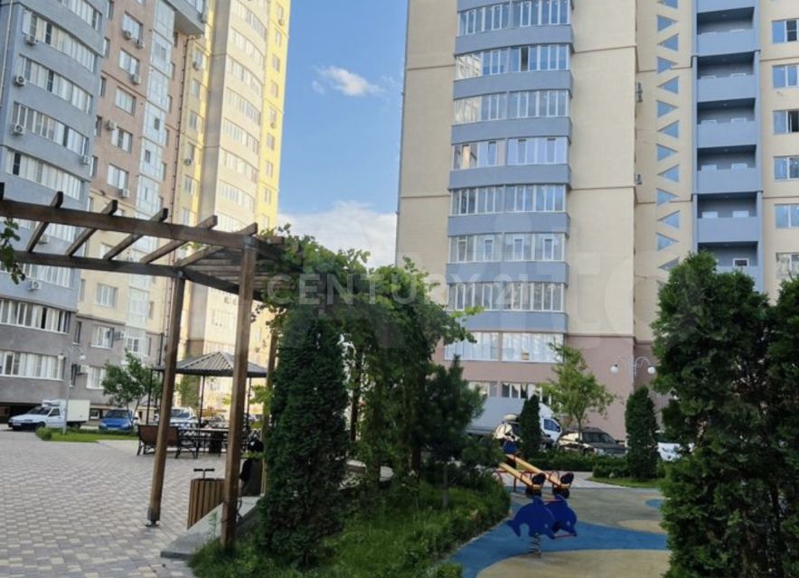 Продаётся 3-комнатная квартира, 114 м²